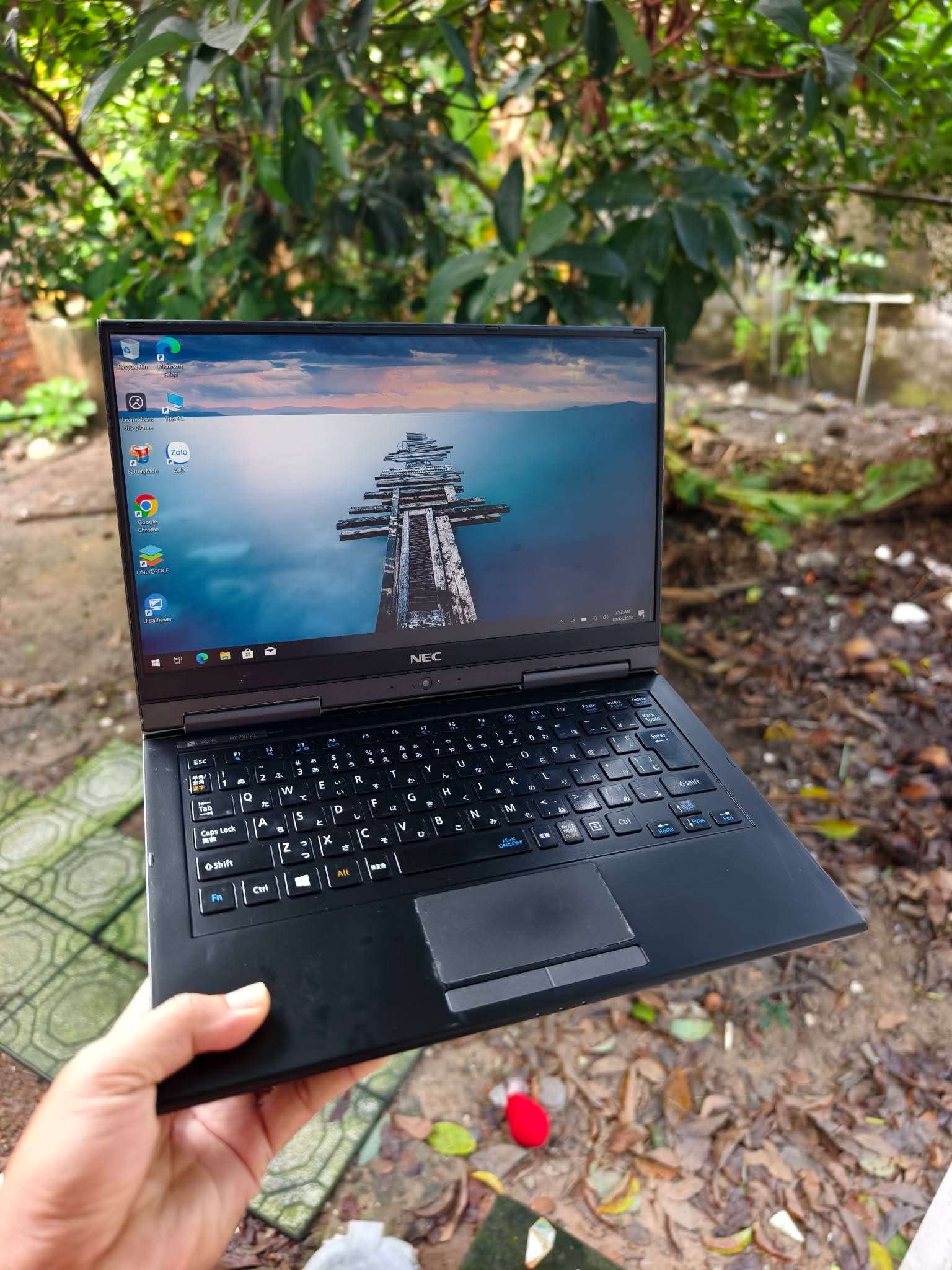 NEC LAVIE HZ750/L – i5 Gen 7, cảm ứng gập 360
