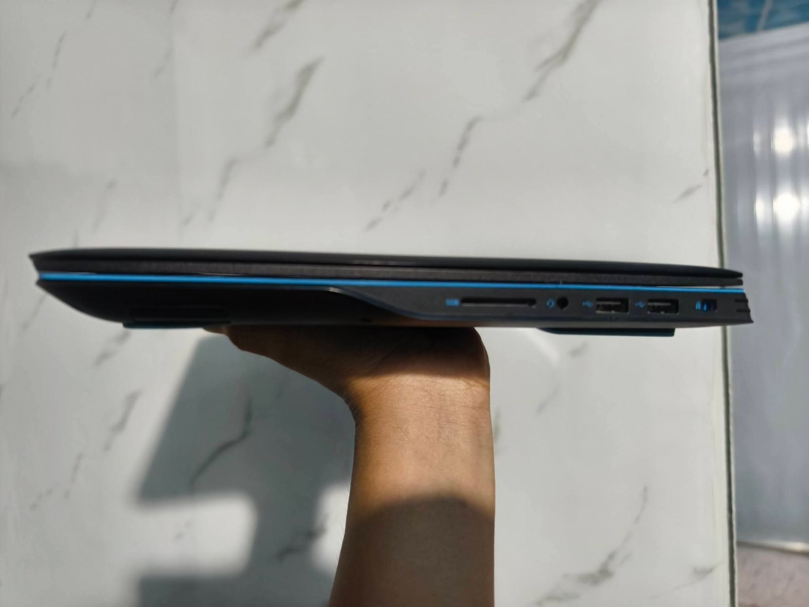 Dell Gaming G3 3500 – i7 Gen 10, GTX 1650 Ti 4GB, màn 120Hz