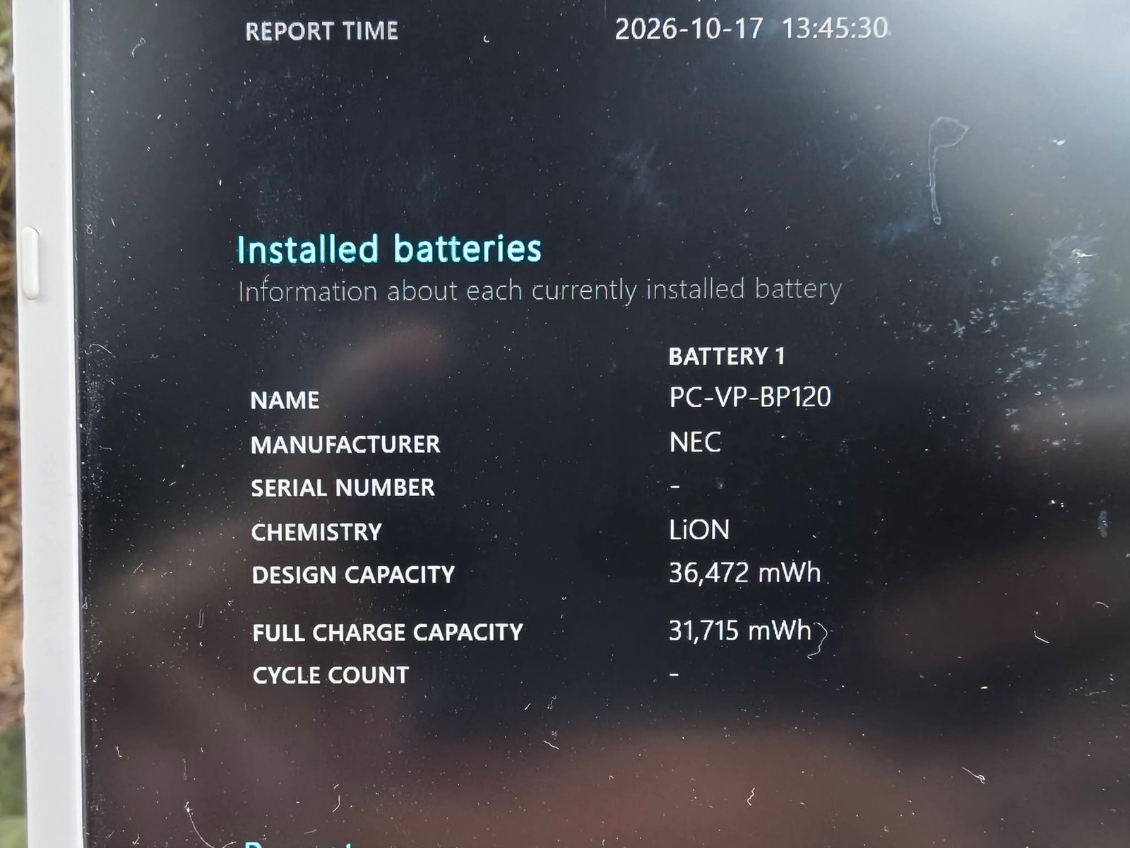NEC LAVIE PC-NM550KAW – Core i5, Full HD IPS