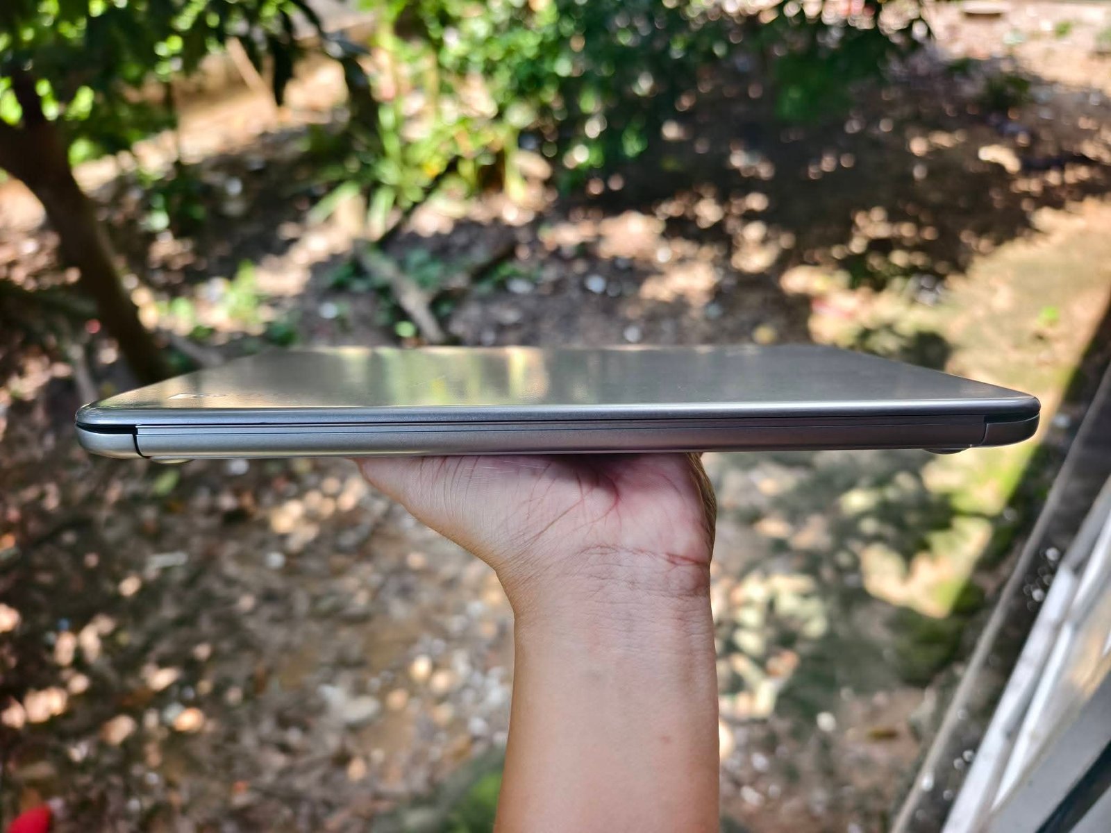 TOSHIBA DYNABOOK KIRA VB73/RS – CORE i7, MỎNG NHẸ