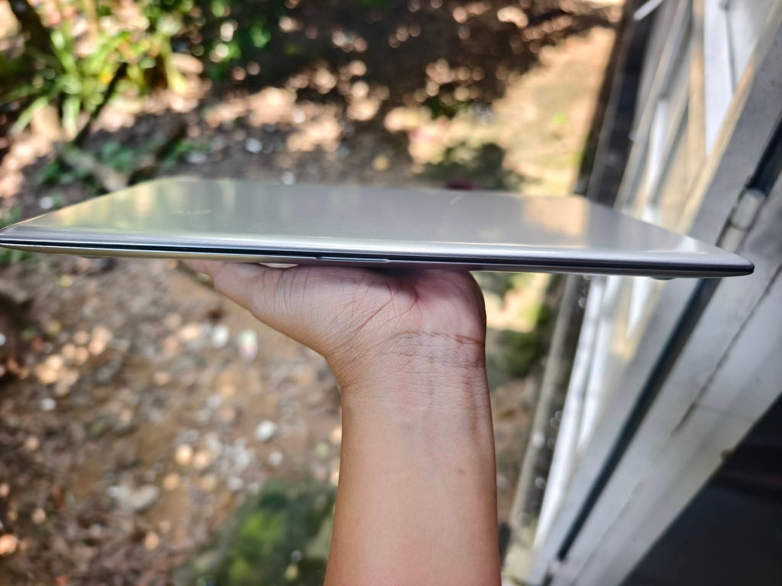 TOSHIBA DYNABOOK KIRA VB73/RS – CORE i7, MỎNG NHẸ